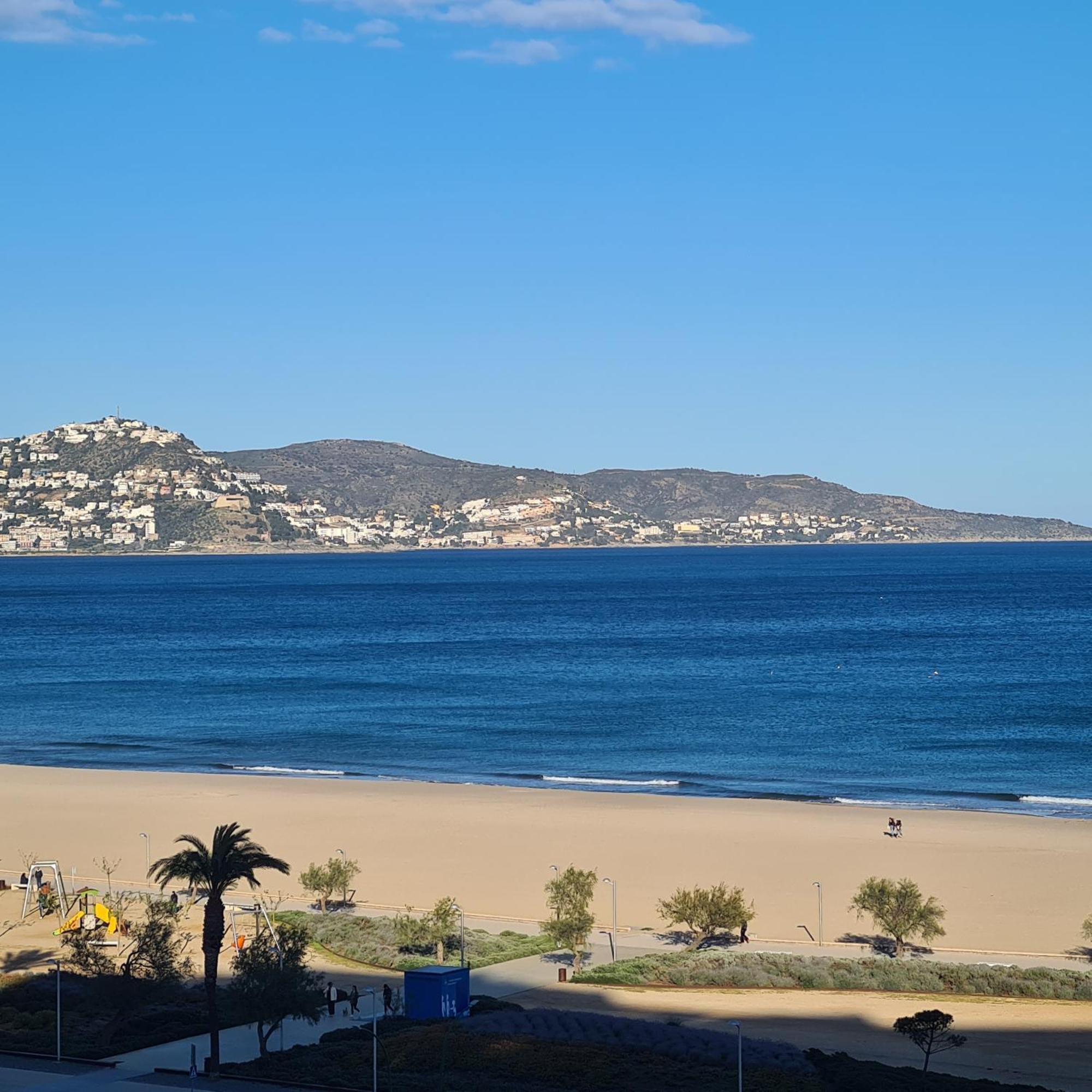 Piso Delta Muga Costa Brava Lejlighed Empuriabrava Eksteriør billede